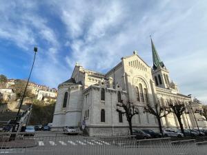 Studio spacieux avec balcon et fibre WiFi, pour 1-2 personnes - FR-1-555-73