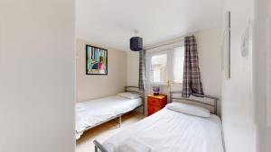 15 Trevithick Court, Tolroy Manor