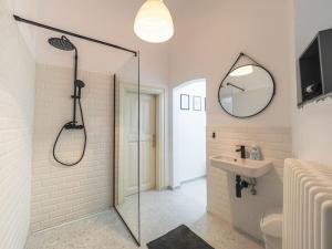 Studio at the liar`s bridge