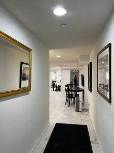 Lovely Remodeled 2bdrm Basement Home