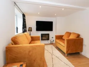 Butterfly Cottage - Bacup