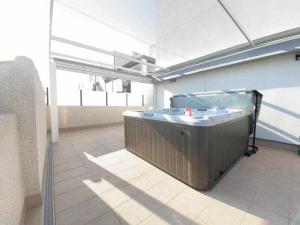 Groundfloor Pink Ciñuelica -Winter by the sea