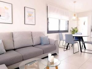 Groundfloor Pink Ciñuelica -Winter by the sea