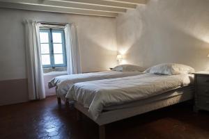 Maisons d'hotes La Cour du Marronnier : photos des chambres