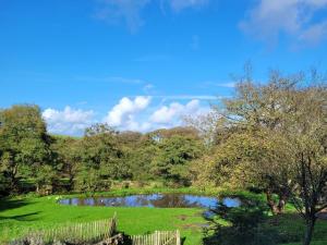 Ponycob hot tub 2 bed ensuite