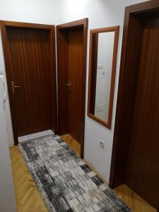 Iridium Apartment