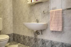 Beachfront Summer Oasis Preko