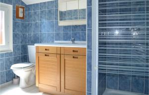 Two-Bedroom Holiday Home In Le Cayrol