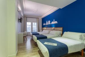 Superior Family Room room in Blue Bilbao