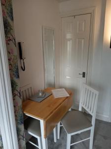 Little Dorrit Studio flat Rochester ME1 1XZ