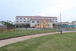 Grand Serenaa Hotel & Resorts, Auroville