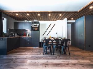 Appartement rénové, skis aux pieds, balcon, 3 pièces à Tignes - FR-1-502-358