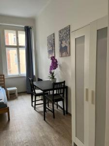 Easy apartment in the city center!