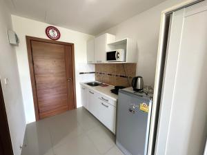 Beach 7 Condo Studio 012