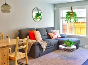 Zen Retreat on the Laneway - Goldstream Station