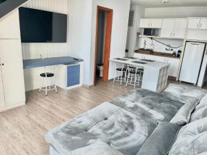 Saint Sebastian Flat 506 - Com Hidro! até 4 pessoas, Duplex, no centro