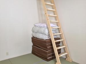 Guest House Bunk