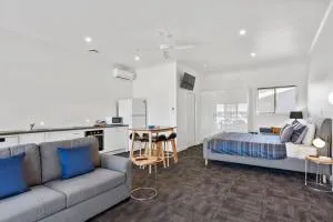Port Lincoln Shark Apartment 4 - Tulka