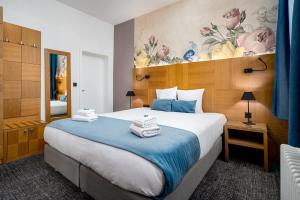 Quadruple Room room in Hotel Jacobs Brugge