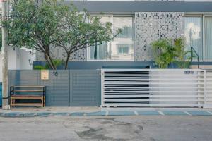 Danzamar 4, 5 blocks away from Playa Pelicanos