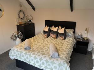 Stunning Cottage With A Private Hot Tub And Sauna In Norfolk Ref 99003Ac