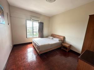 B8-13a pd marina resort