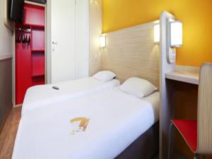 Hotels Premiere Classe Auxerre : photos des chambres