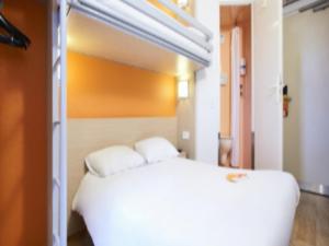 Hotels Premiere Classe Auxerre : photos des chambres
