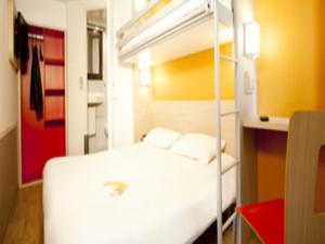 Hotels Premiere Classe Auxerre : photos des chambres