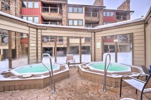 Walk to Ski Resort Breckenridge Condo with Hot Tub!