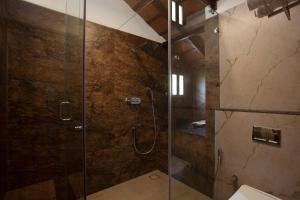 StayVista at Sienna - Strelitzia 3BHK with Breakfast and Jacuzzi