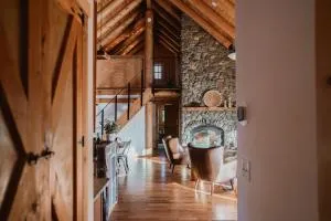 Yosemite Charm by Casa Oso with spa and breathtaking views - Darrah
