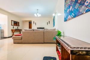 Art-inspired 3BR Apartment