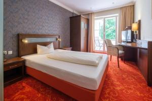 Single Room with Balcony room in Hotel Mohren
