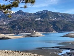 Sejours chez l'habitant Le Cocon de l'Epiclea, Chorges, entre lac et montagnes : photos des chambres