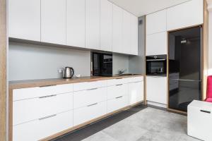 Platan City Centre Apartment by Renters