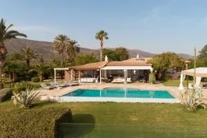 Villa Pueblo - 伊利亚