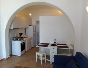 Heliotropio Studios & Apartments Milos Greece