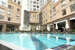 Luxury Apartment near Airport