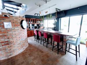 House of Freedom with Sea view sauna and jacuzzi