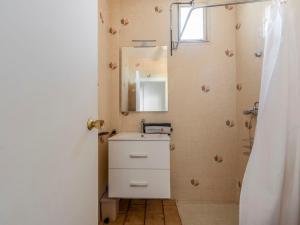 Appartements Studio Antares-1 by Interhome : photos des chambres