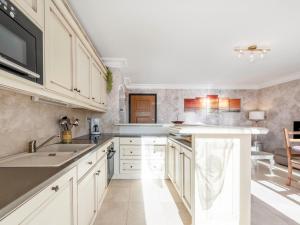 Apartment Le Domaine de la Baie-1 by Interhome