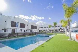 240 Lux Pool Home -Alicante Holiday - Torre de la Horadada