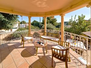 Villa Liriopadel by Interhome