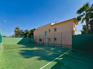 Villa Liriopadel by Interhome