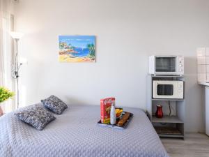 Studio Belvédère 15 by Interhome