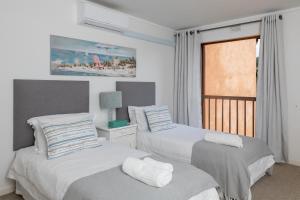 San Lameer Villa 10303 - 3 Bedroom Superior - 6 pax - San Lameer Rental Agency