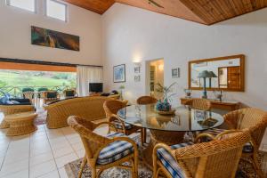 San Lameer Villa 10303 - 3 Bedroom Superior - 6 pax - San Lameer Rental Agency