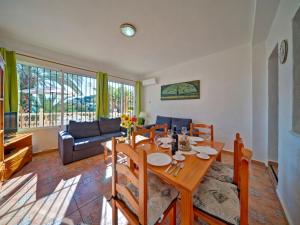 Apartment Canuta Baja-1 by Interhome