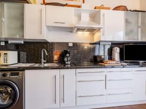 Maisons de vacances Holiday Home Le Clos d'Azur 1 by Interhome : photos des chambres